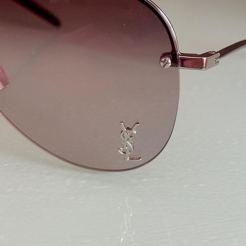 Authentic Saint Laurent CLASSIC 11 M 008 Aviator Sunglasses - Picture 3 of 8